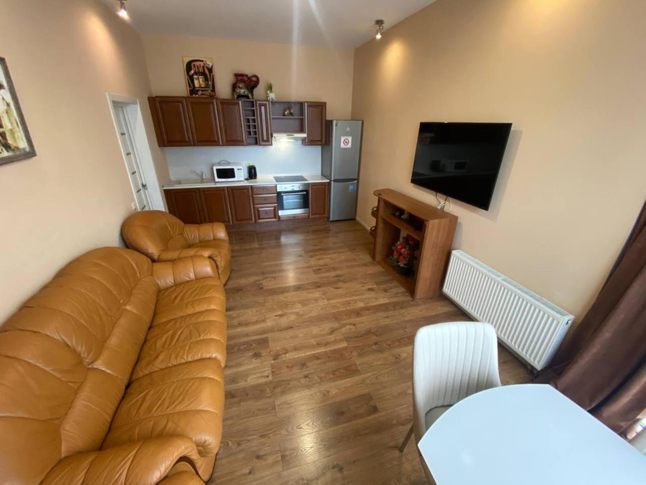 Apartment On Dragomirova Kijów Zewnętrze zdjęcie