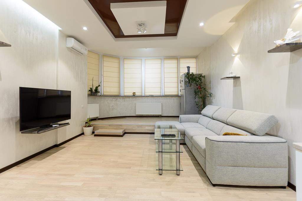 Apartment On Dragomirova Kijów Zewnętrze zdjęcie
