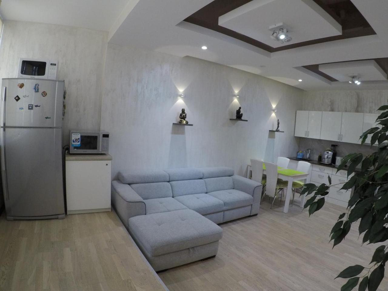 Apartment On Dragomirova Kijów Zewnętrze zdjęcie