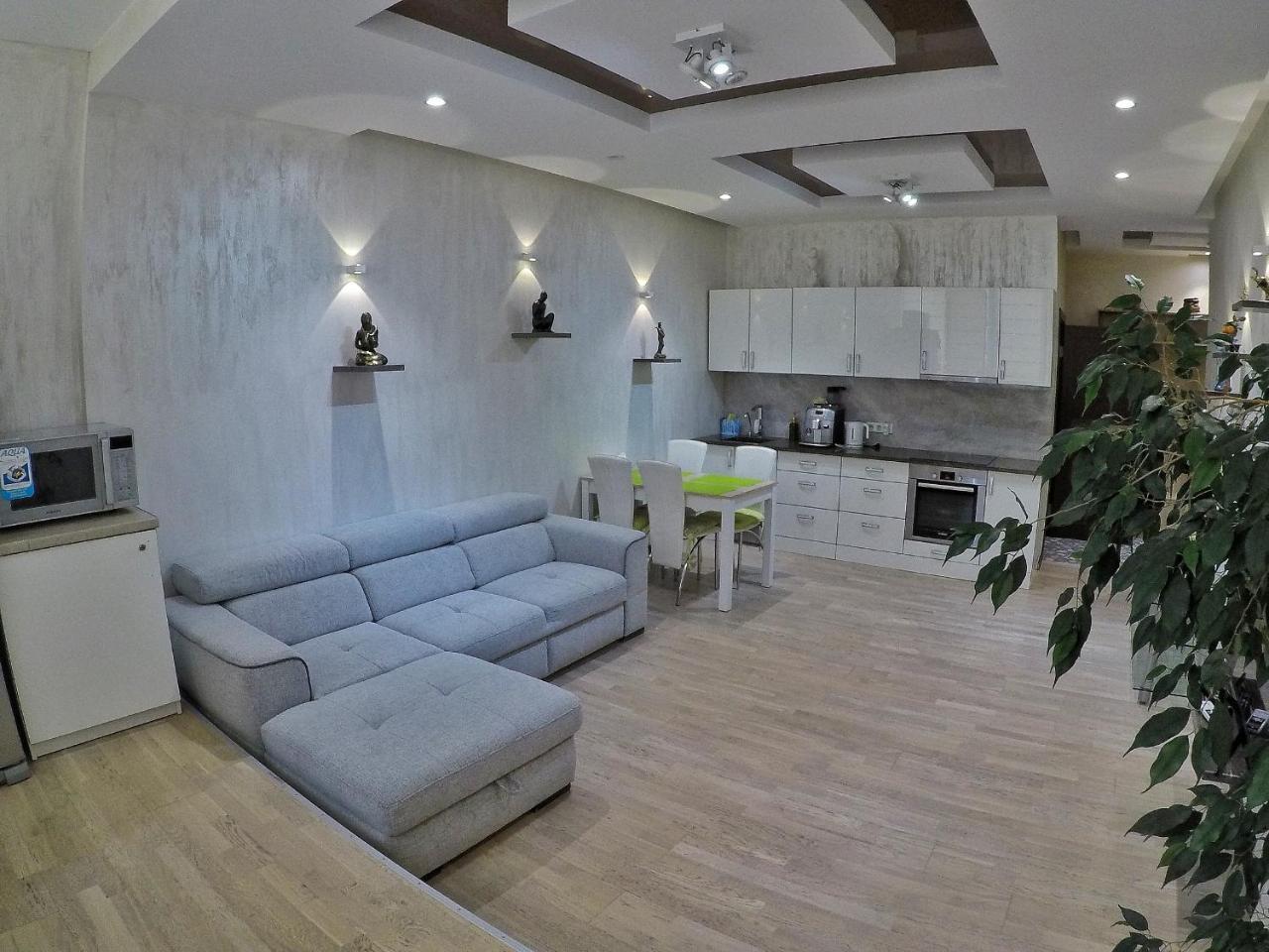 Apartment On Dragomirova Kijów Zewnętrze zdjęcie