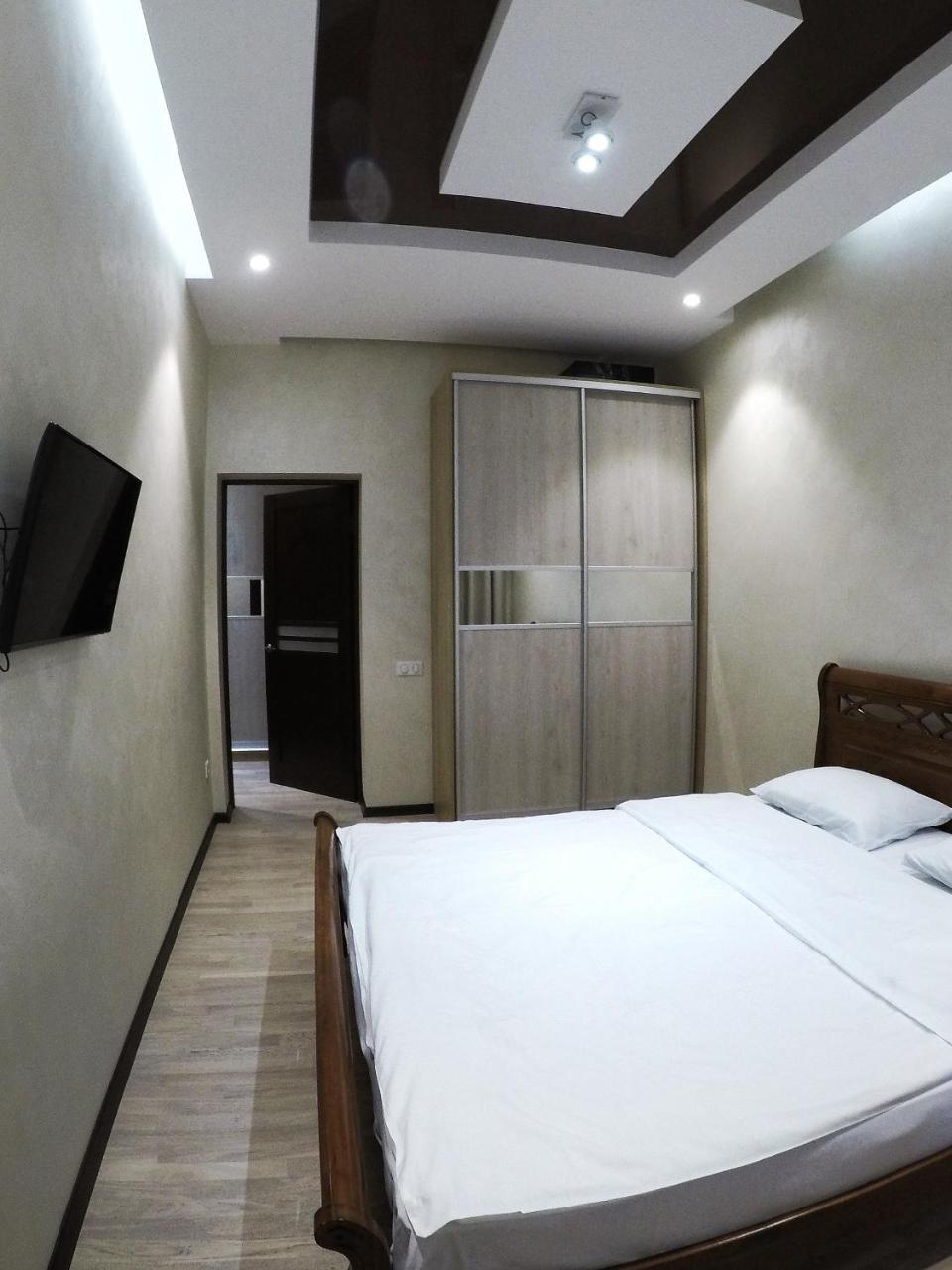 Apartment On Dragomirova Kijów Zewnętrze zdjęcie